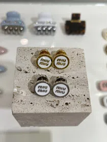 MIUMIU white enamel letter metal round button earrings-3892  