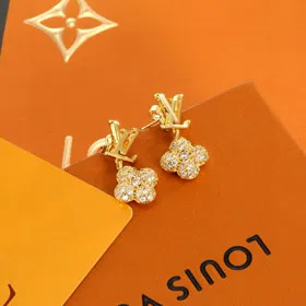 Louis Vuitton LV Letter Flower Diamond Earrings-3909  