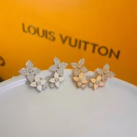 Louis Vuitton LV Full Diamond Four-Leaf Clover Earrings-4030  
