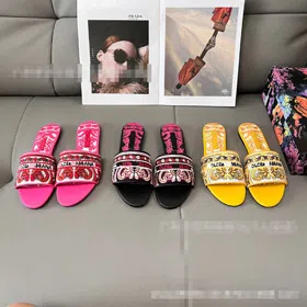 Dolce & Gabbana DG new embroidered letter versatile slip-on sandals-5870  